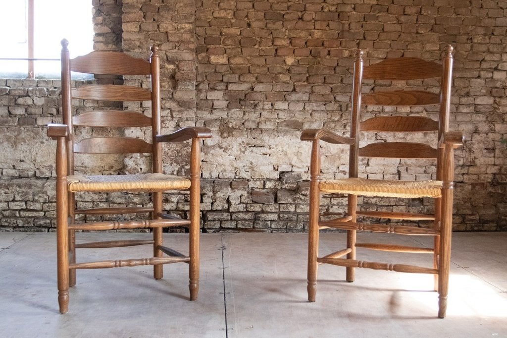 2 Hollandse eiken ladderback armstoelen biezen jaren 60, Ophalen