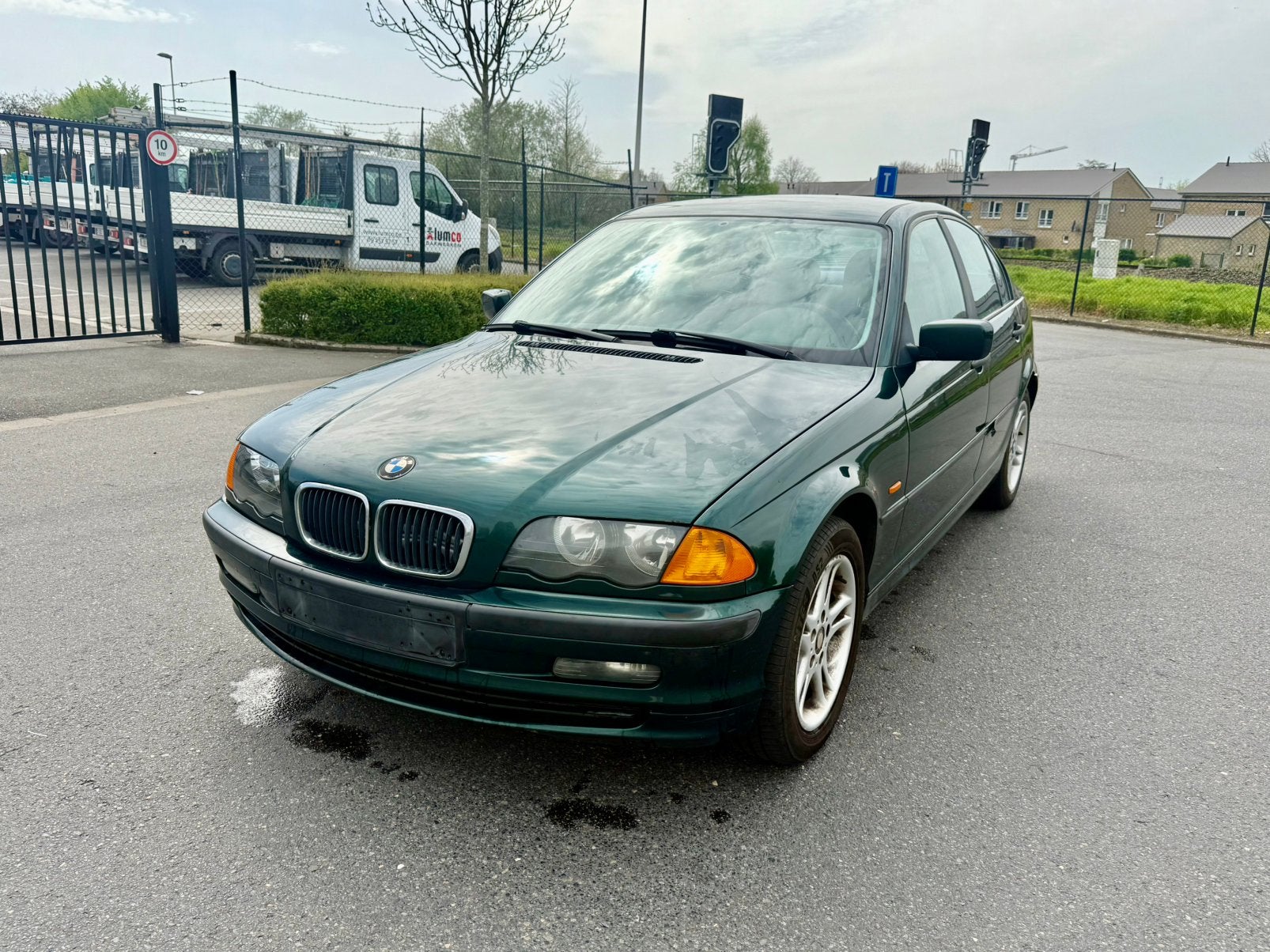 Bmw 318i benzine gekeurd voor verkoop met carpas, Auto's, Particulier, Euro 4, Te koop, Benzine