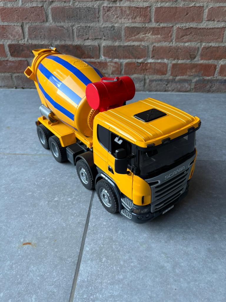 Bruder beton mixer scania r serie, Ophalen, Zo goed als nieuw