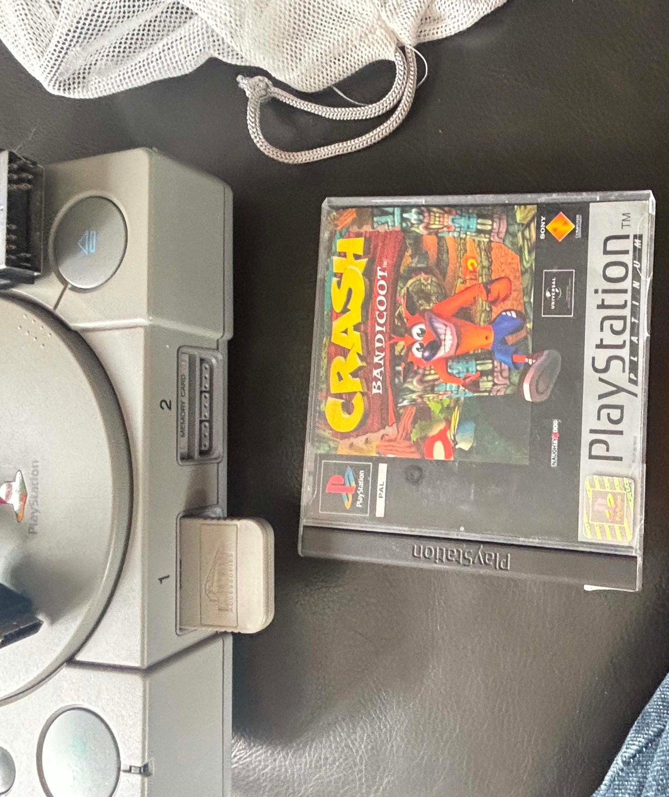 PLAYSTATION 1 + crash bandicoot 1, Enlèvement ou Envoi, Comme neuf