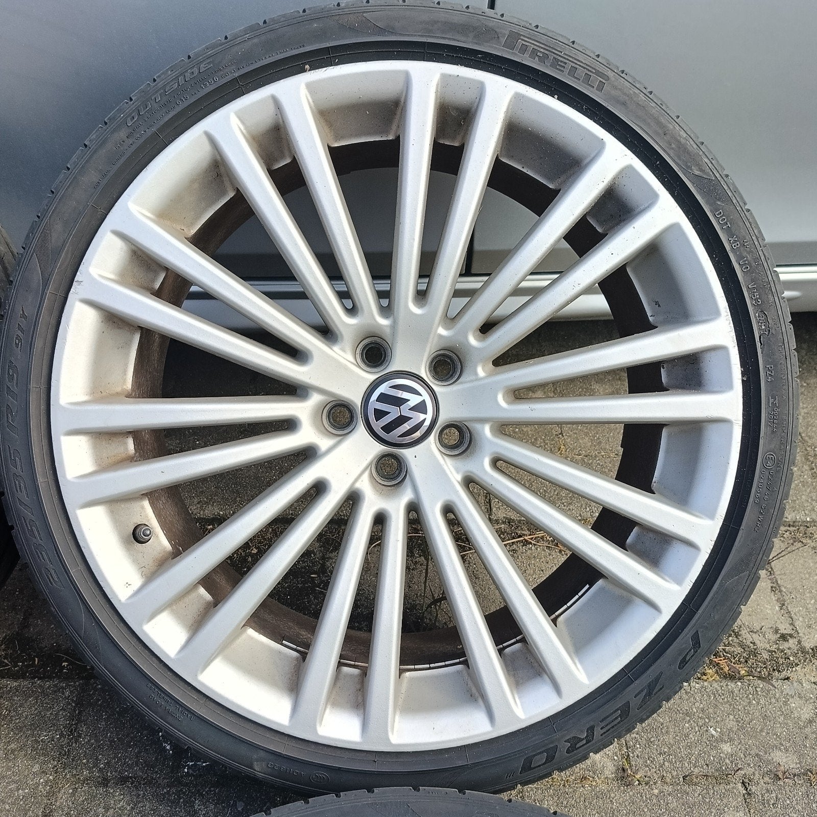 Volkswagen Velgen 5x100 - Bora . Jetta . Golf 4 . Seat Ibiza, Auto-onderdelen, Banden en Velgen, Gebruikt, Banden en Velgen, 235 mm