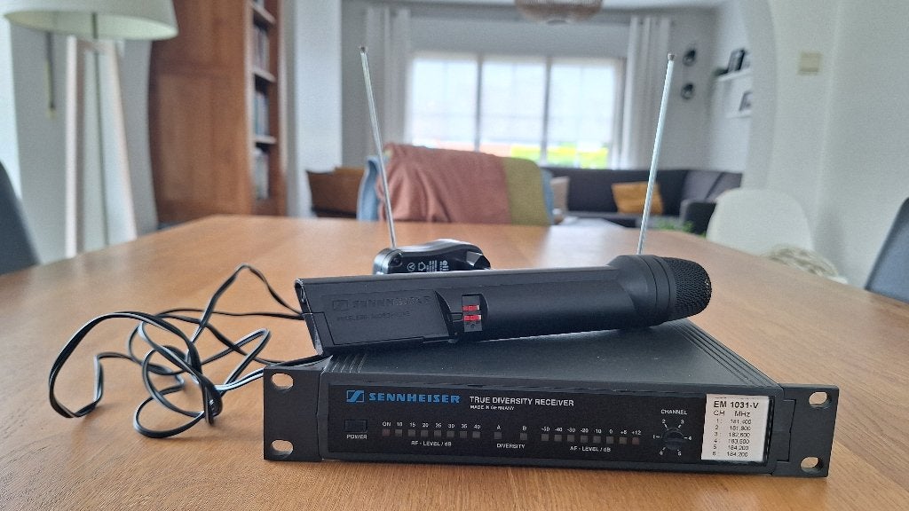 Sennheiser wireless microphone, Muziek en Instrumenten, Microfoons, Ophalen, Zo goed als nieuw, Zangmicrofoon