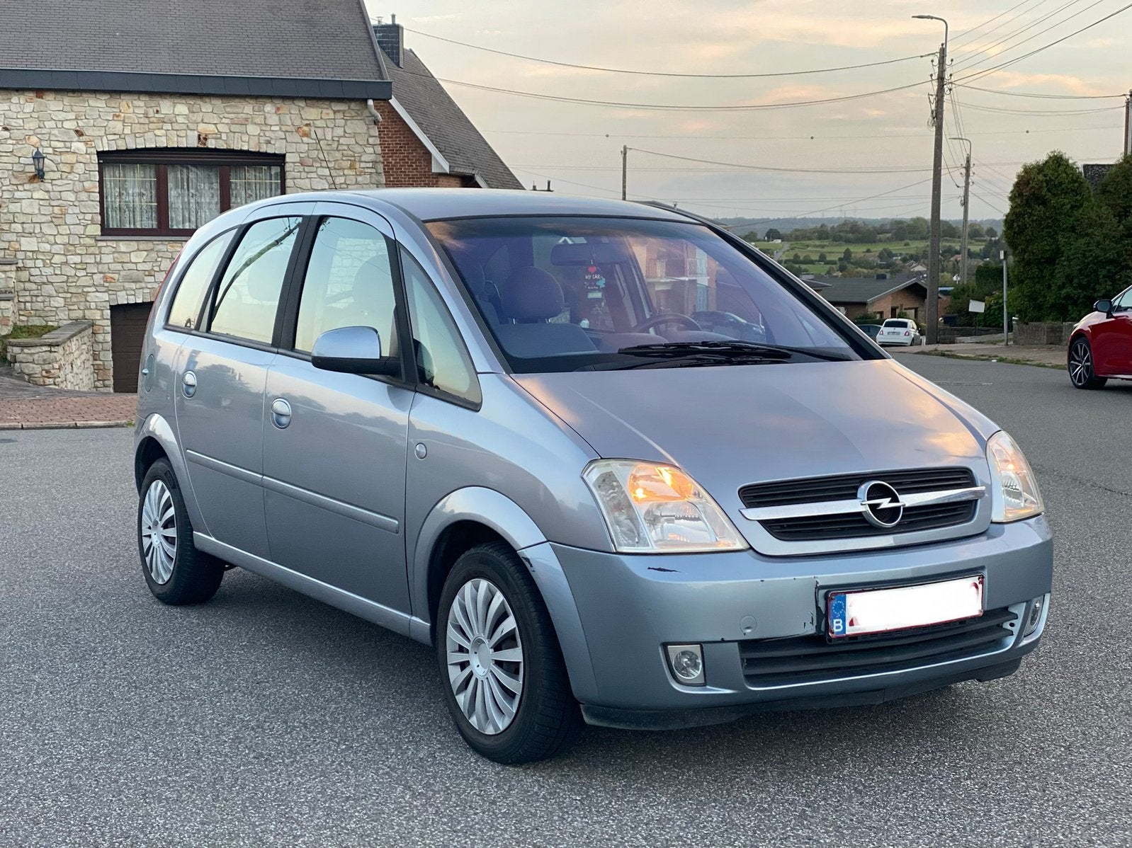 Prete à immatriculer opel, Achat, Boîte manuelle, 5 portes, Berline