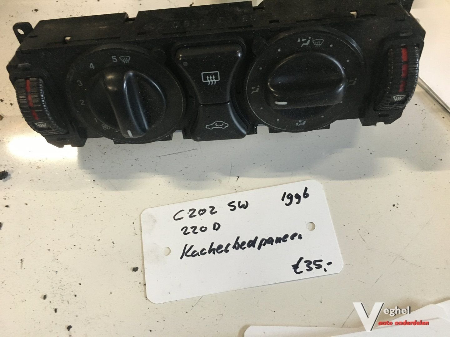 Mercedes C202 stationwagen 220D 1996 Kachelbedieningspaneel, -, Utilisé, -, -