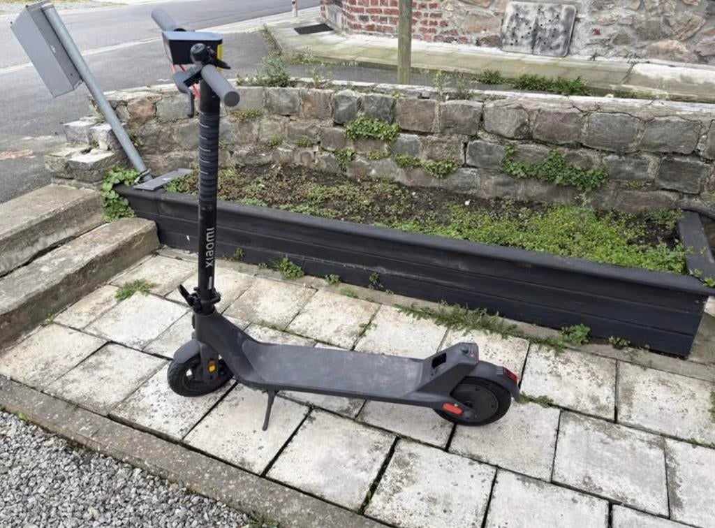 Trottinette Neuve Xiaomi 4 Lite, Vélos & Vélomoteurs, Trottinettes, Enlèvement ou Envoi, Neuf