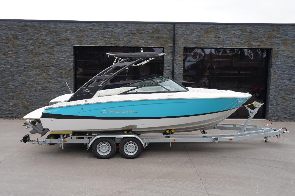 Regal LS2, Watersport en Boten, Binnenboordmotor, Zo goed als nieuw, 200 pk of meer, 280 pk