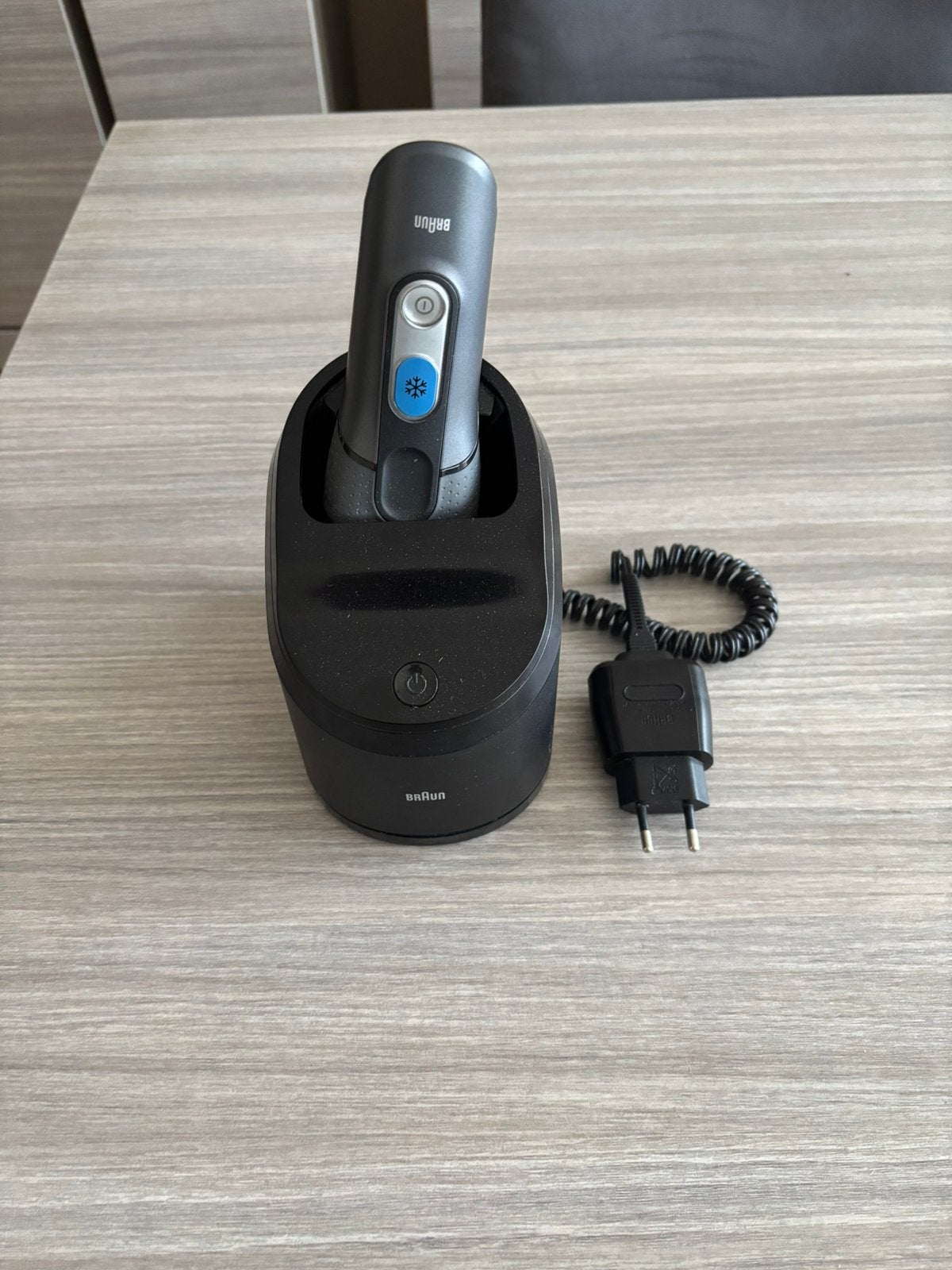 Braun scheerapparaat in nieuwstaat, 5 in 1, Elektronische apparatuur, Persoonlijke Verzorgingsapparatuur, Zo goed als nieuw, Scheren en Epileren