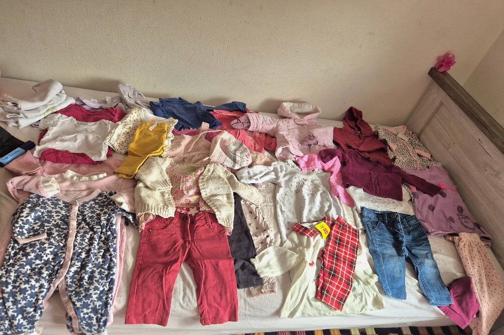 Kleding pakket maat 62, Ophalen, Zo goed als nieuw, Overige maten