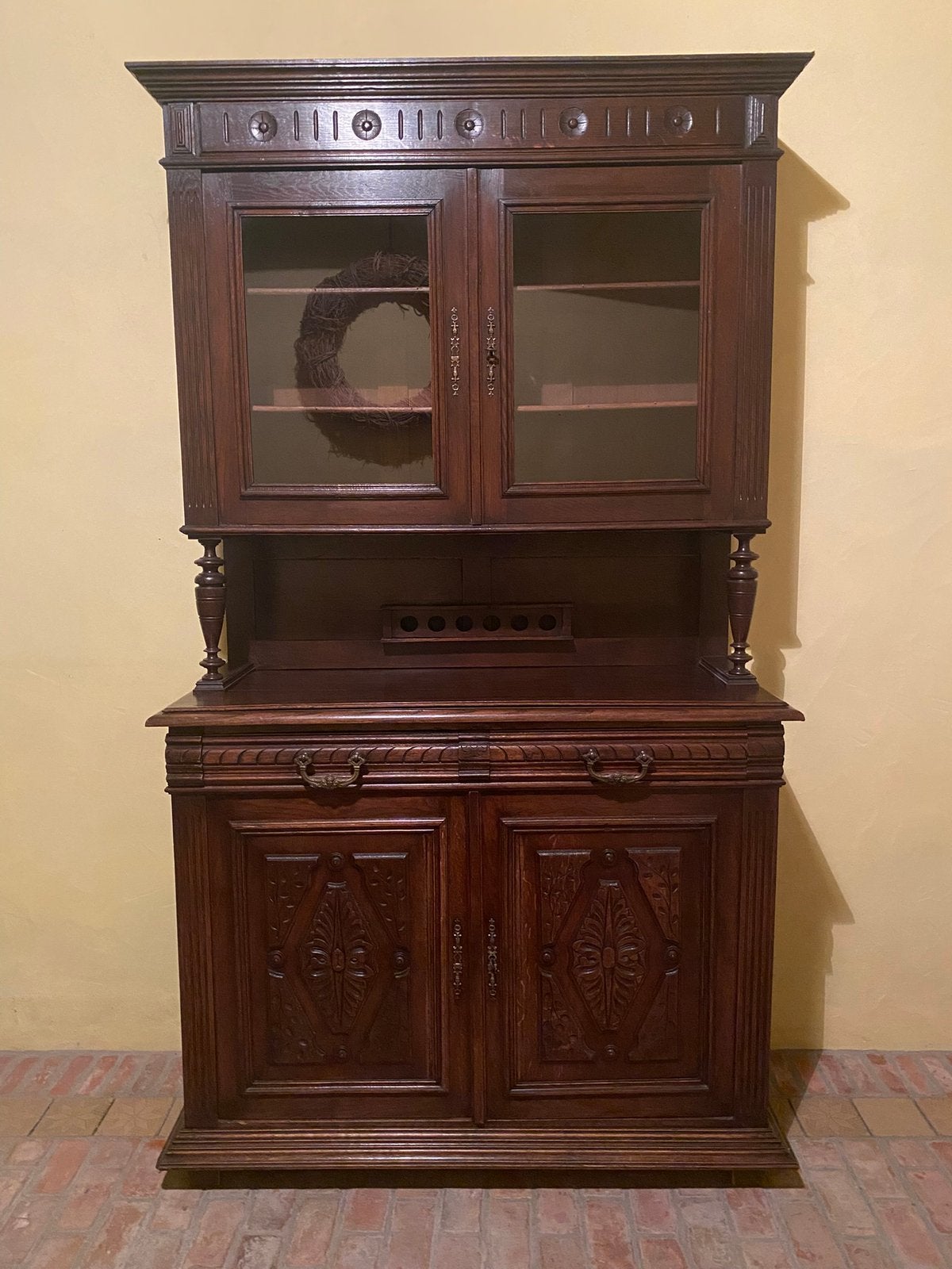 Grand meuble en chêne, Enlèvement
