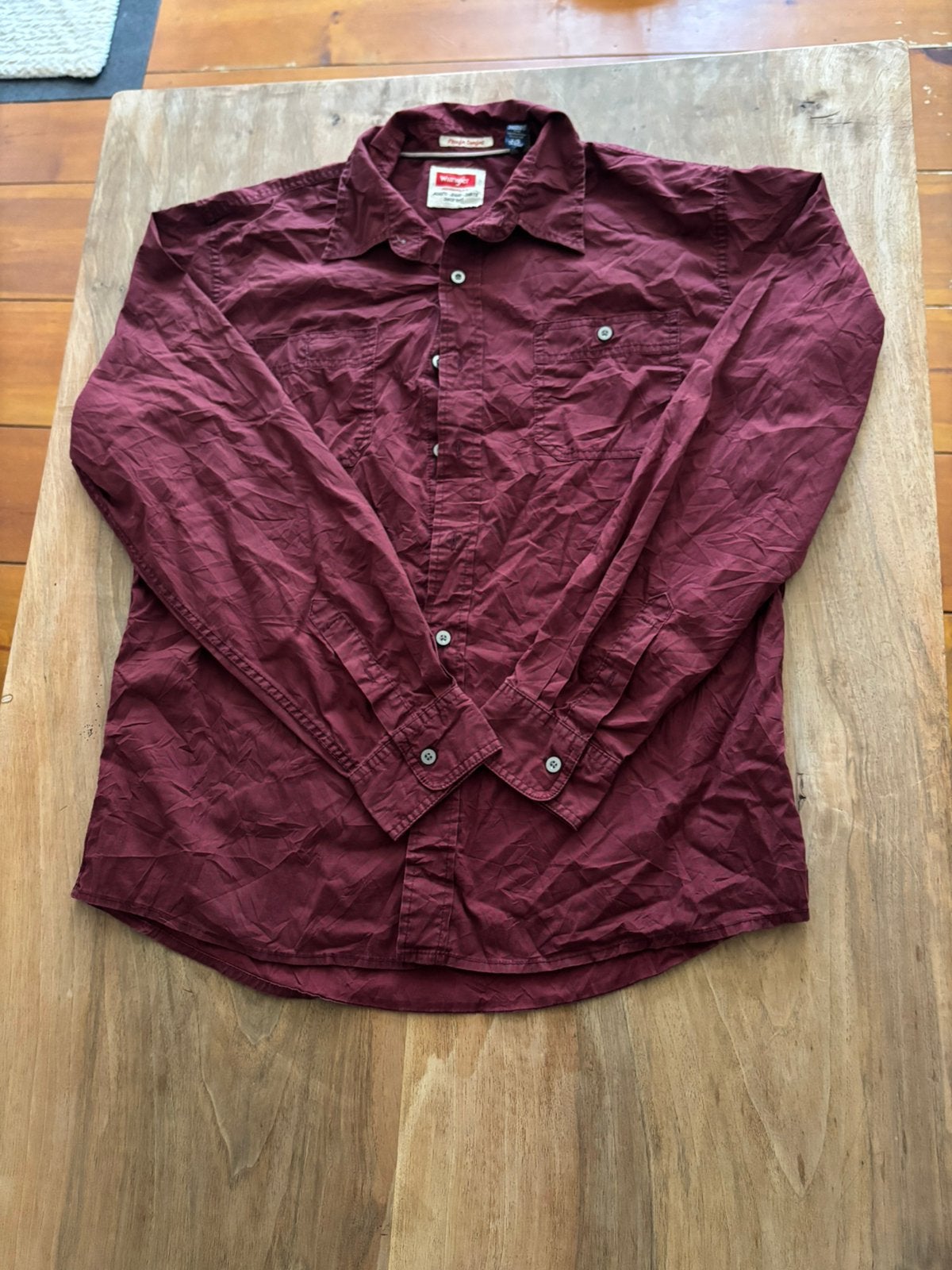 Chemise légère bordeaux Wrangler, Enlèvement ou Envoi, Comme neuf, Rouge, Tour de cou 41/42 (L)