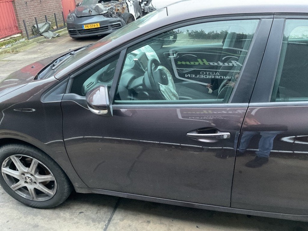 PORTIER LINKS VOOR Peugeot 208 I (CA / CC / CK / CL), Dhr. J. Ham, Gebruikt, Deur, Administratie@autoham.nl