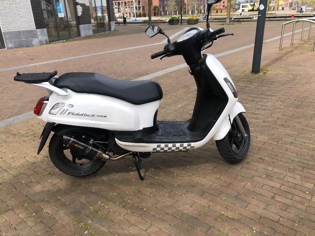 sym fiddle 2 125s.  (3x), Fietsen en Brommers, Ophalen, 125 cc, Zo goed als nieuw, Benzine