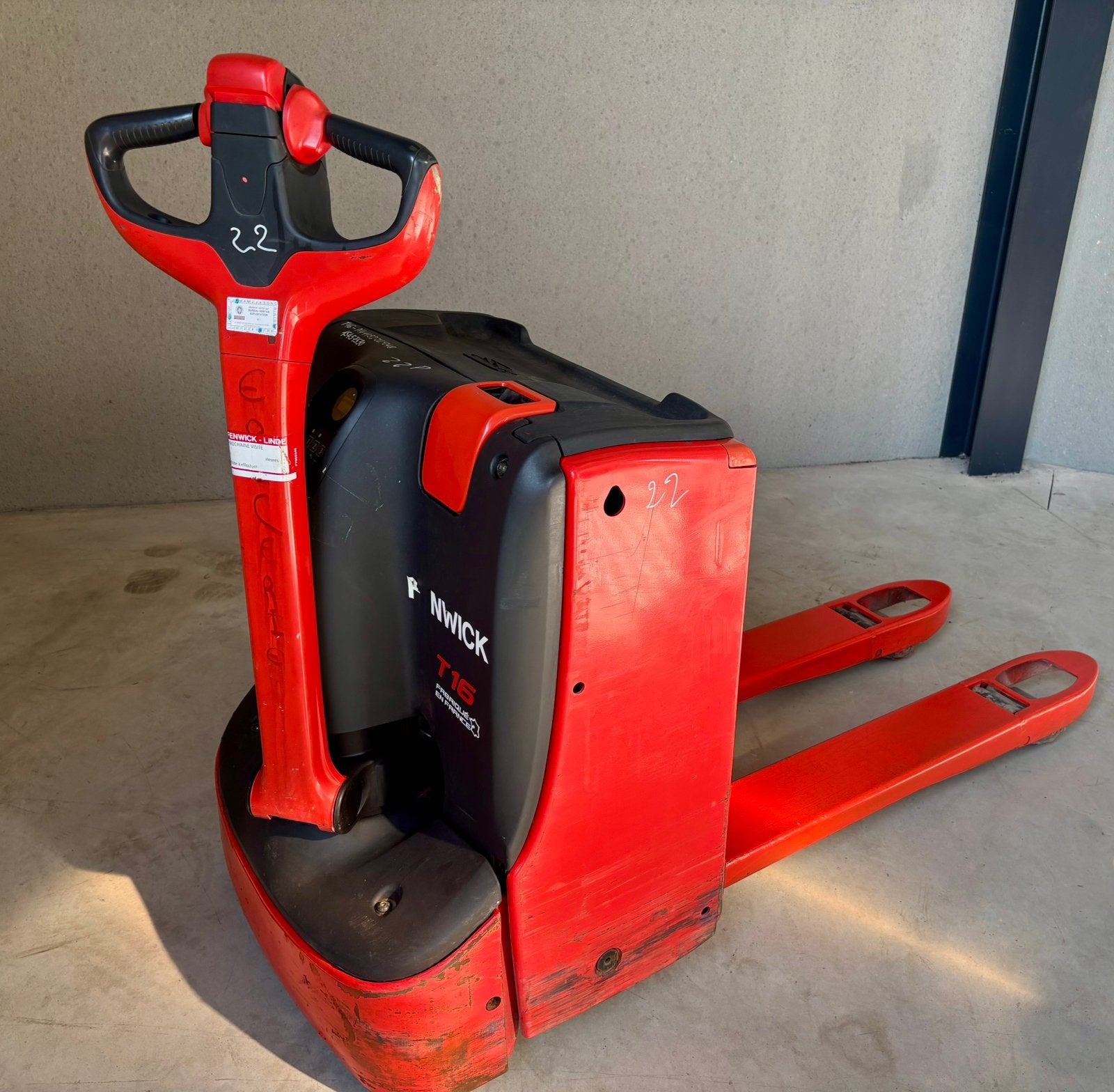 Fenwick Linde T16 2018 800hr, Doe-het-zelf en Bouw, Palletwagens en Pompwagens, Ophalen, Zo goed als nieuw