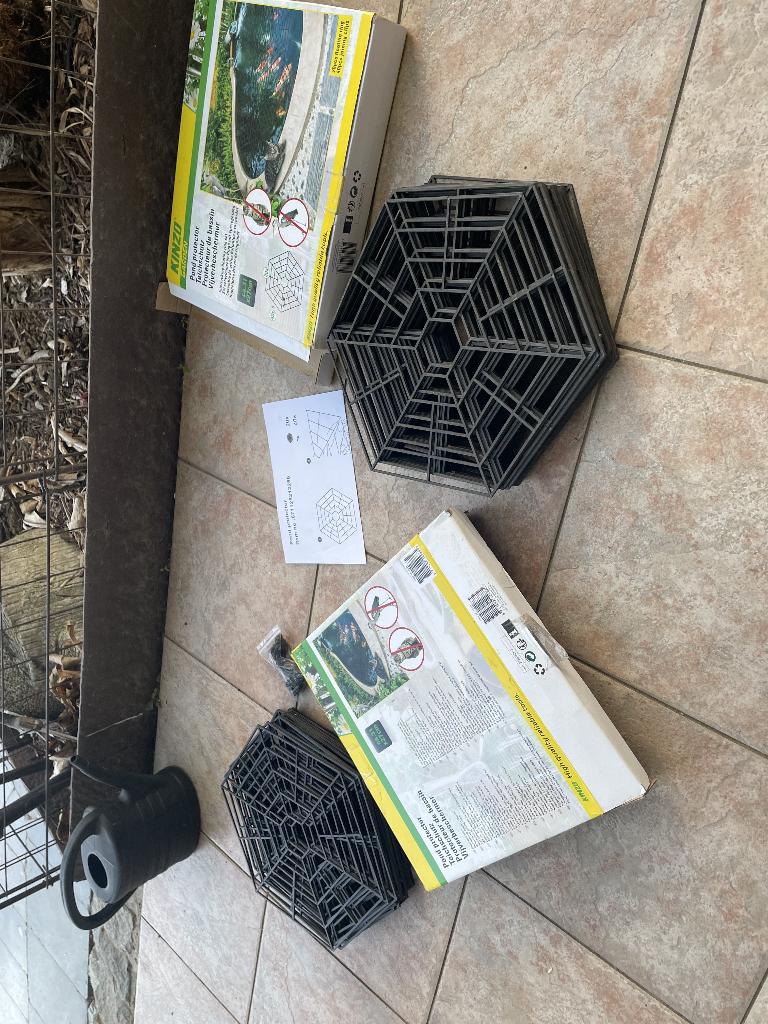 2 dozen kinzo vijver bescherming - garden pond protector, Tuin en Terras, Ophalen, Gebruikt