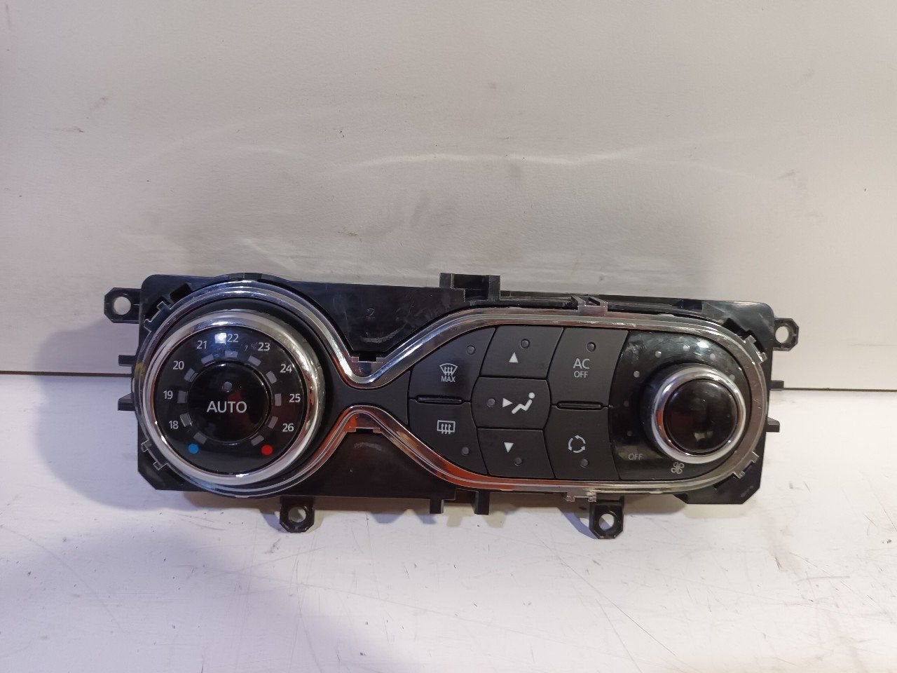Bedieningspaneel kachel Renault Clio, Onderdelen@venauto.nl, Van der Ven Autorecycling B.V., Gebruikt, Ettenseweg 76, 4706 PB Roosendaal, The Netherlands
