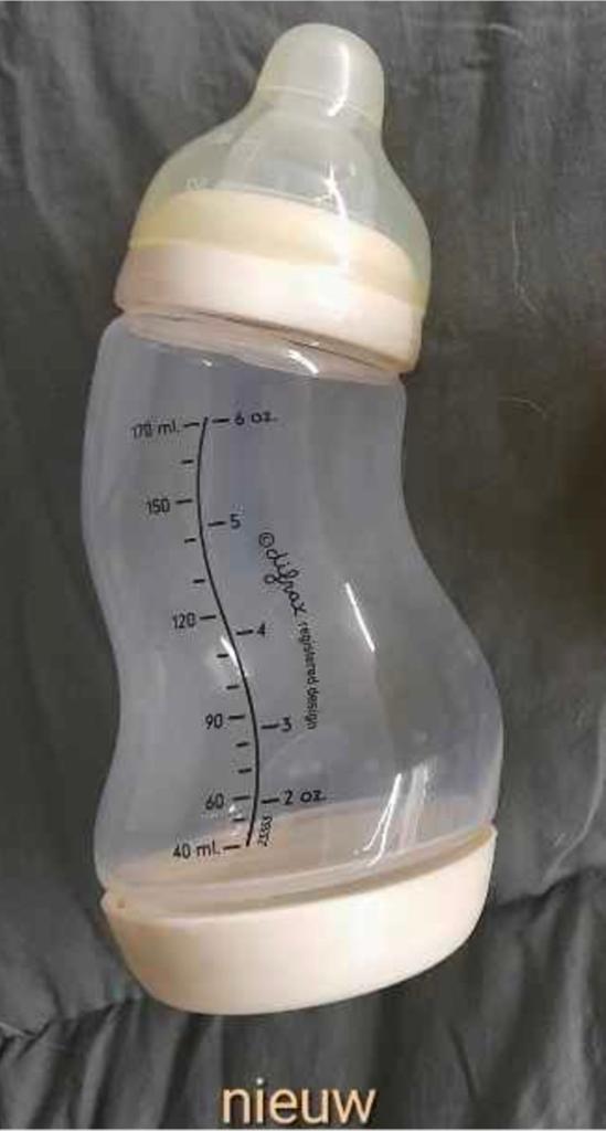 Difrax newborn fles 
Nieuw, Kinderen en Baby's, Babyvoeding en Toebehoren, Ophalen