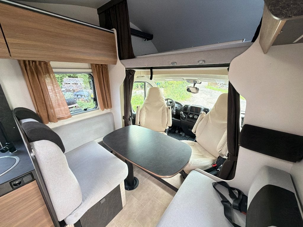 Camping-car en alcôve Rimor à partir de 2025, Caravanes & Camping, Jusqu'à 5, Fiat, Diesel, Alcôve