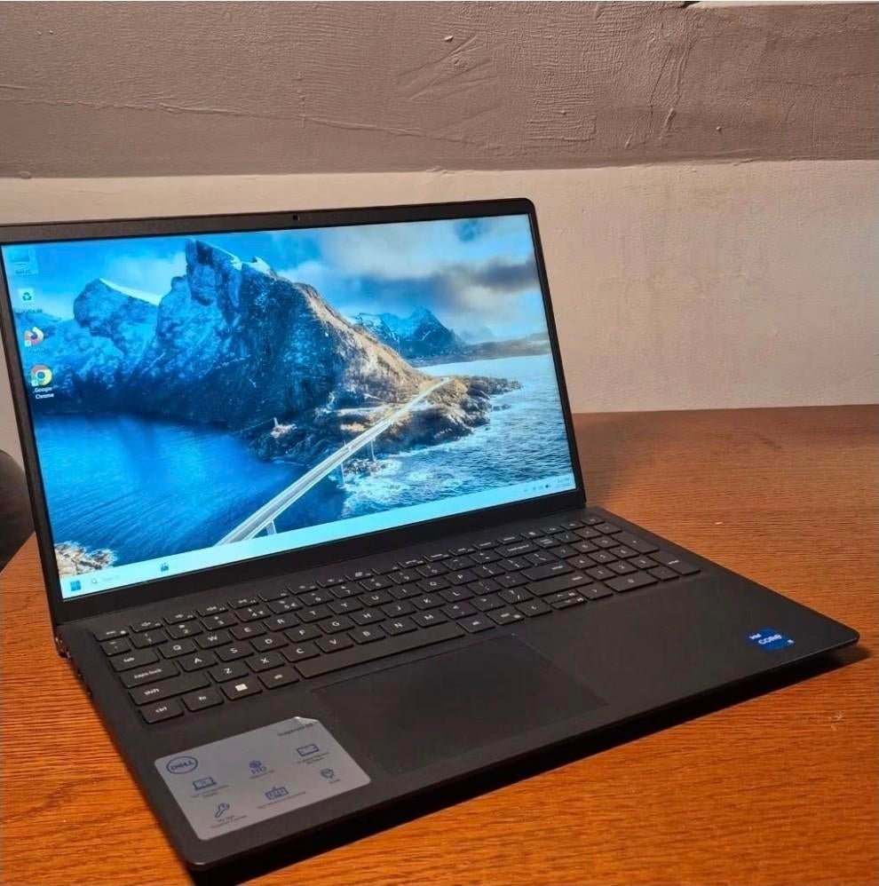 Dell Inspiron 15 3520 i5-1235u(12gen)4.4Ghz  zwart, Computers en Software, Windows Laptops, Refurbished, Dell, SSD, 15 inch