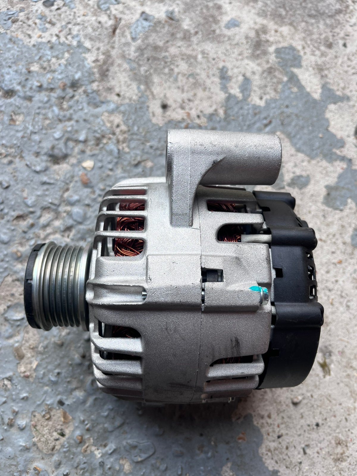 Febi Dynamo / Alternator 12V 140A, Auto-onderdelen, Ophalen of Verzenden, Gebruikt, Opel