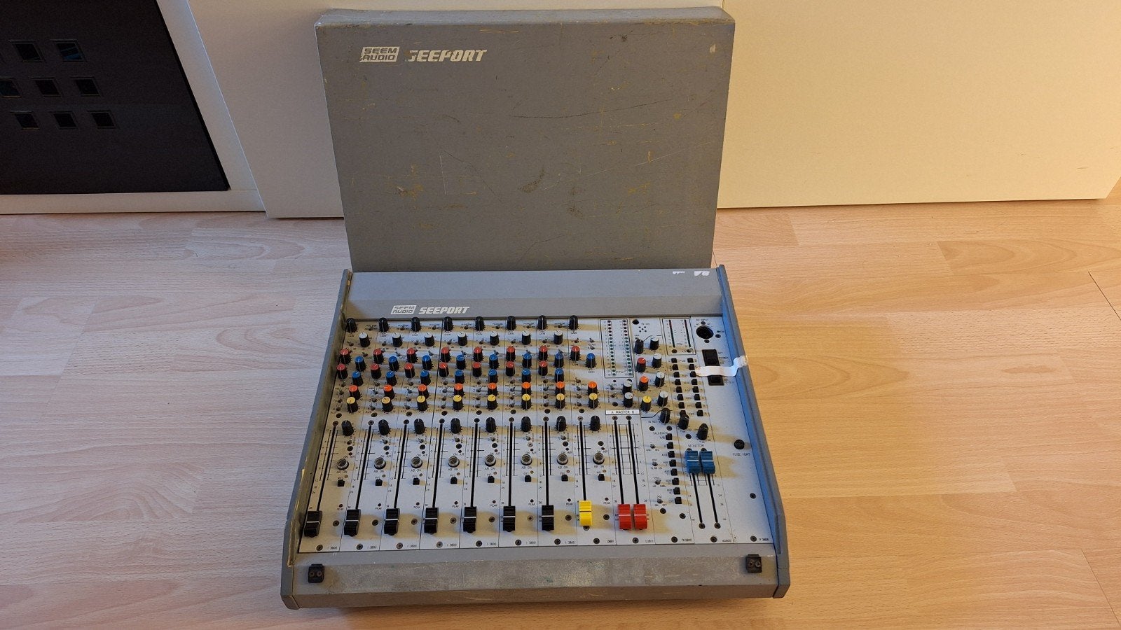 SEEM AUDIO SEEPORT, Enlèvement, Utilisé, 5 à 10 canaux, Entrée micro