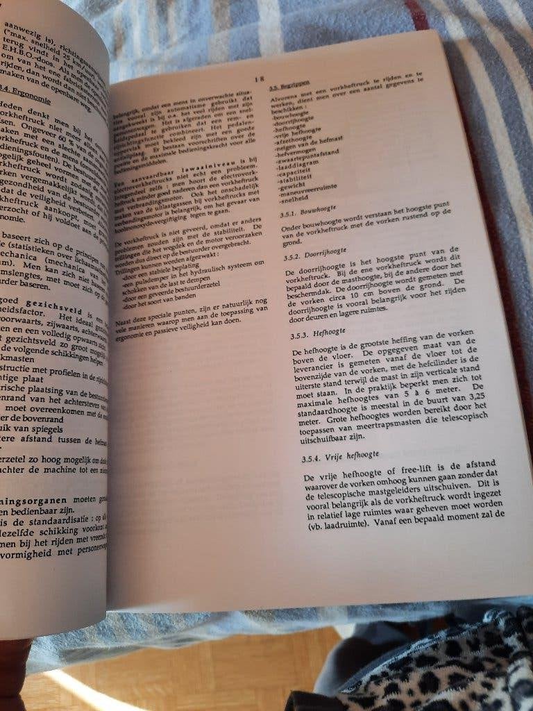 vakcursus vorkheftruck bestuurder, Livres, Enlèvement ou Envoi