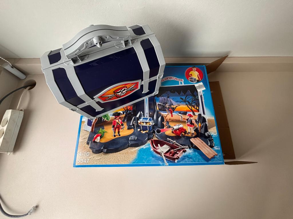 Playmobil piraten. Reiskoffer met extra figuurtjes, Ophalen of Verzenden, Zo goed als nieuw