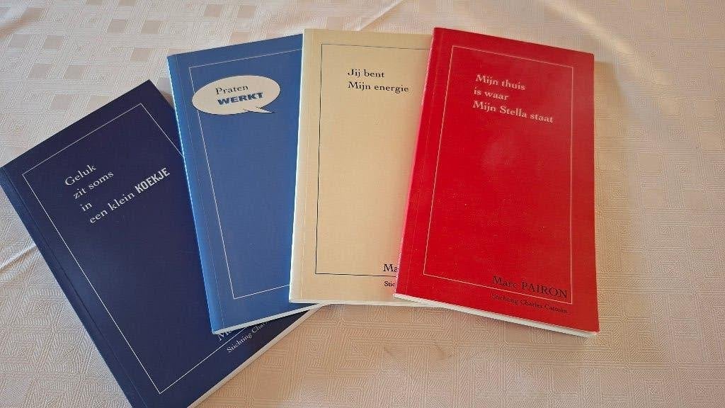 poezie: pakketje van 4 leuke verhalen/verzen-boekjes, Ophalen of Verzenden, Zo goed als nieuw