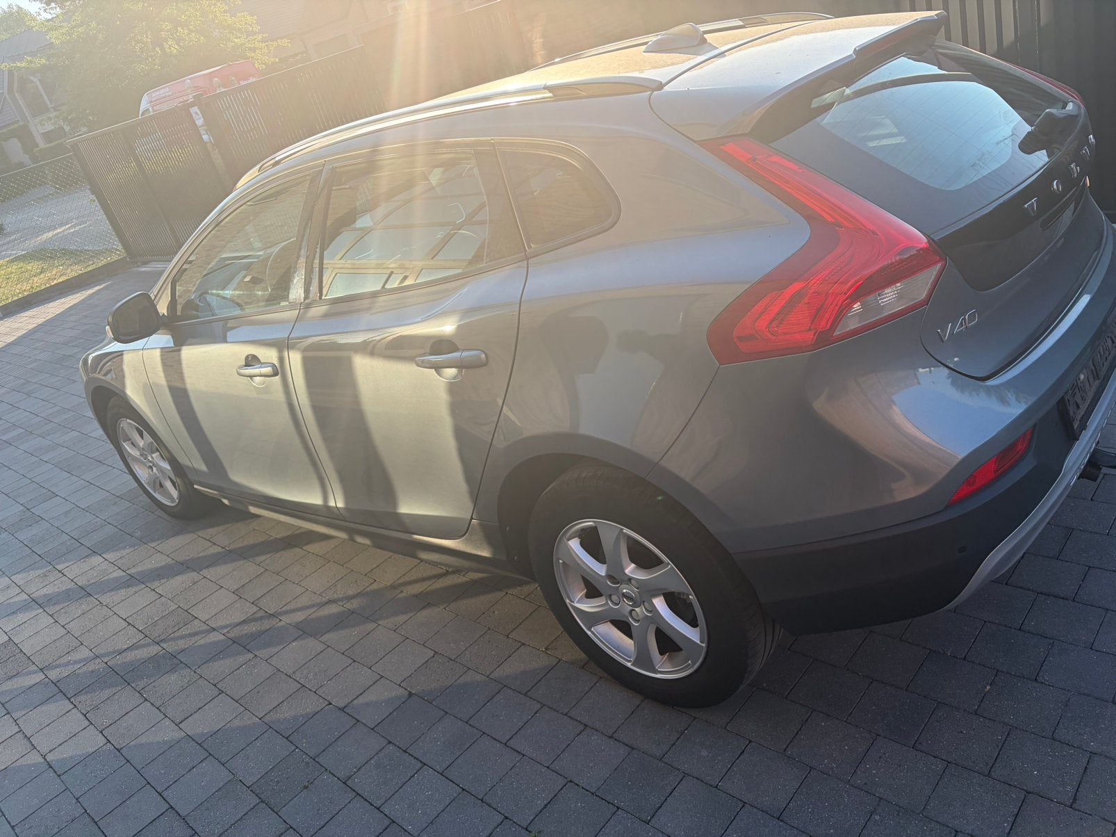 Volvo V40 2.0d cross country euro6b blanco gekeurd, Auto's, Volvo, Voorwielaandrijving, Stof, Euro 6, Bedrijf