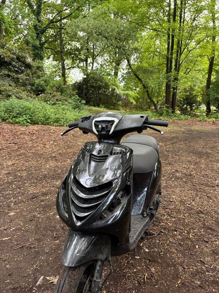 Piaggio Zip 4t, Fietsen en Brommers, Gebruikt, 45 cc, Zip, Klasse A (25 km/u)