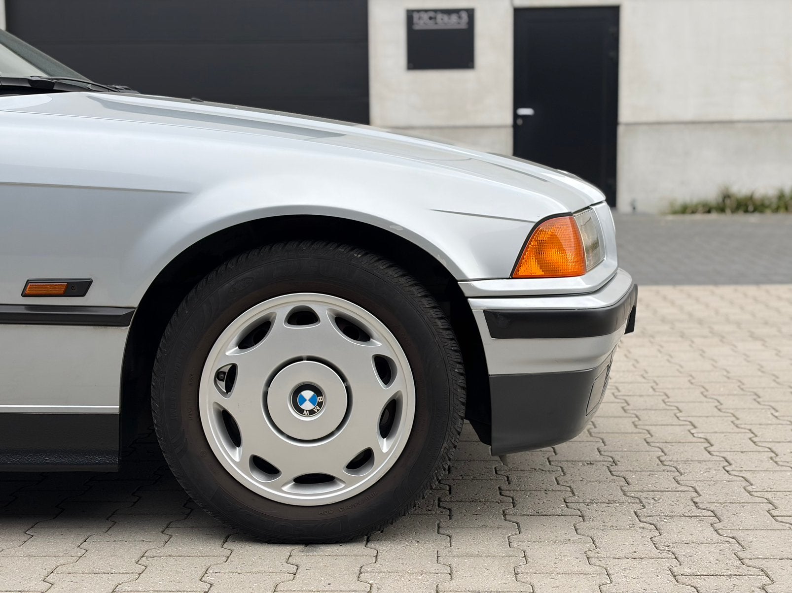 BMW 316i E36 coupe | Oldtimer | Automaat | Mooie staat, foto 8