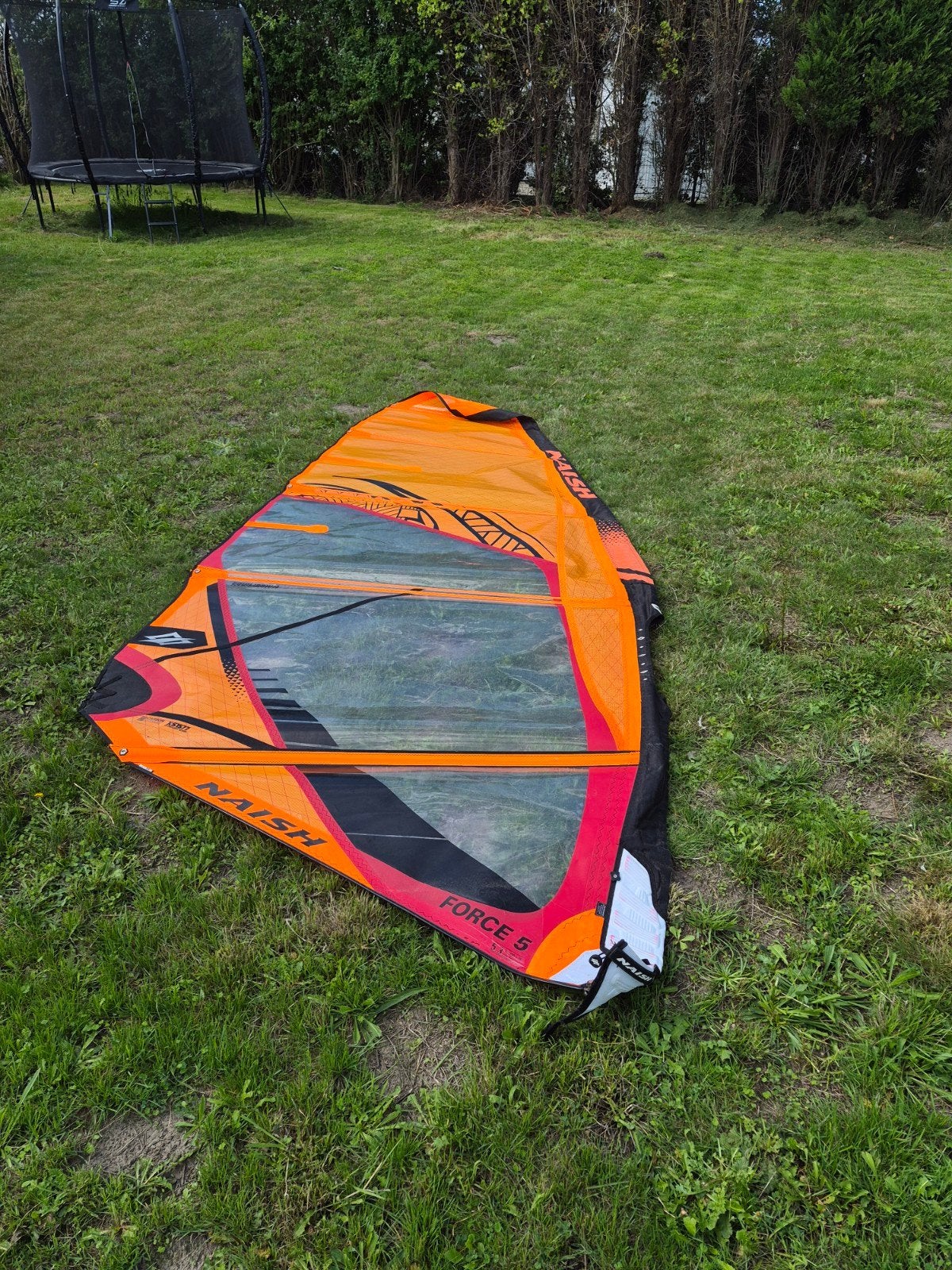 naish force 5 5.3, Ophalen, 5 tot 6.5 m², Met draagtas, Zeil