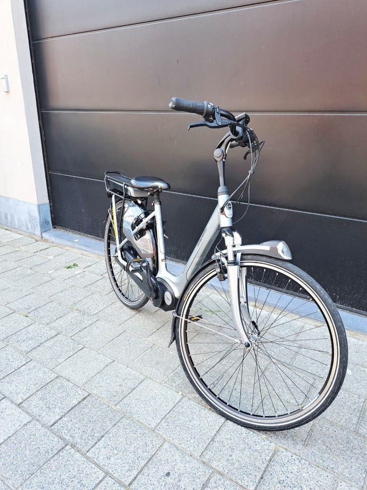 elektrische fiets middenmotor, Fietsen en Brommers, Ophalen, Zo goed als nieuw, 50 km per accu of meer, Gazelle