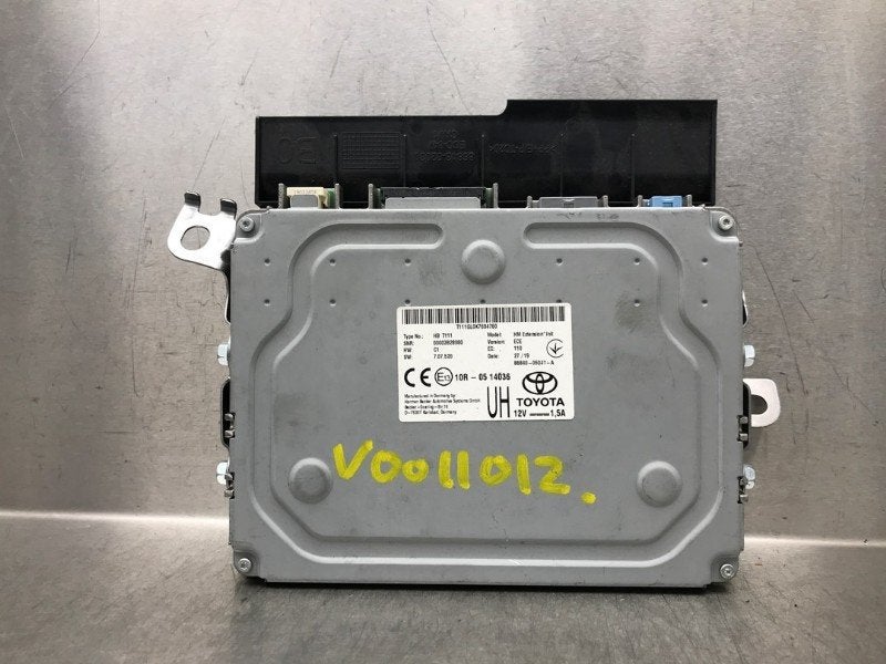 AMPLIFICATEUR AUDIO Toyota Corolla (E21 / EA1 / EH1), Dhr. M. Roggen, Toyota, Stadsweg 37 37
9917 PV  WIRDUM GR., NL, Utilisé