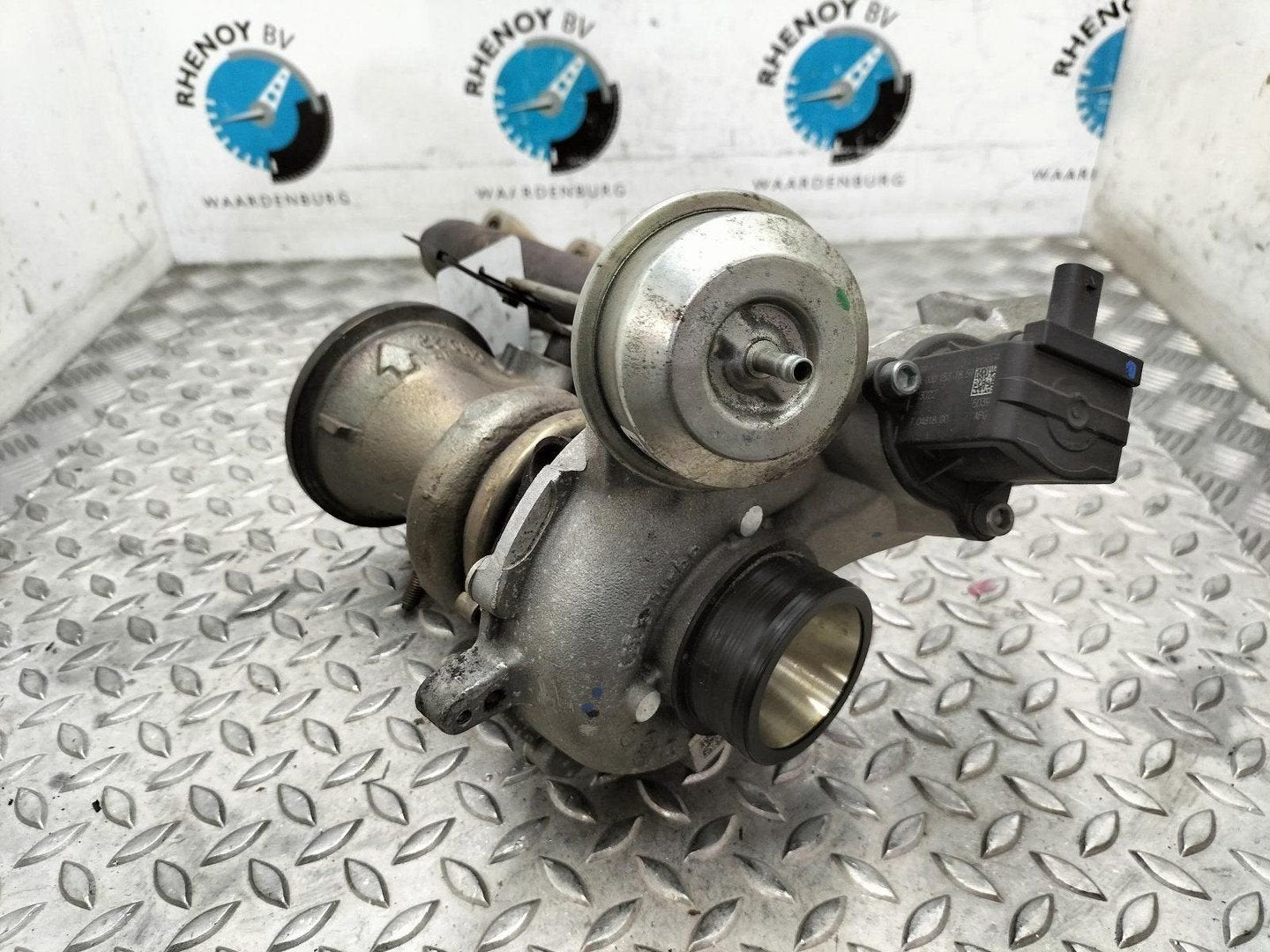 MERCEDES E CLASS TURBO 2740903580 2017, Enlèvement ou Envoi, Utilisé, ARN reconnu