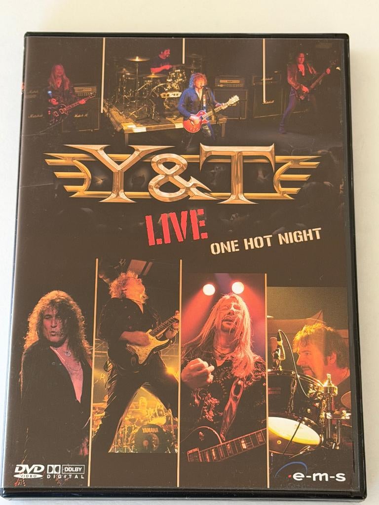 Y & T – One Hot Night (2-DVD + CD), Enlèvement ou Envoi, Tous les âges, Coffret, Utilisé