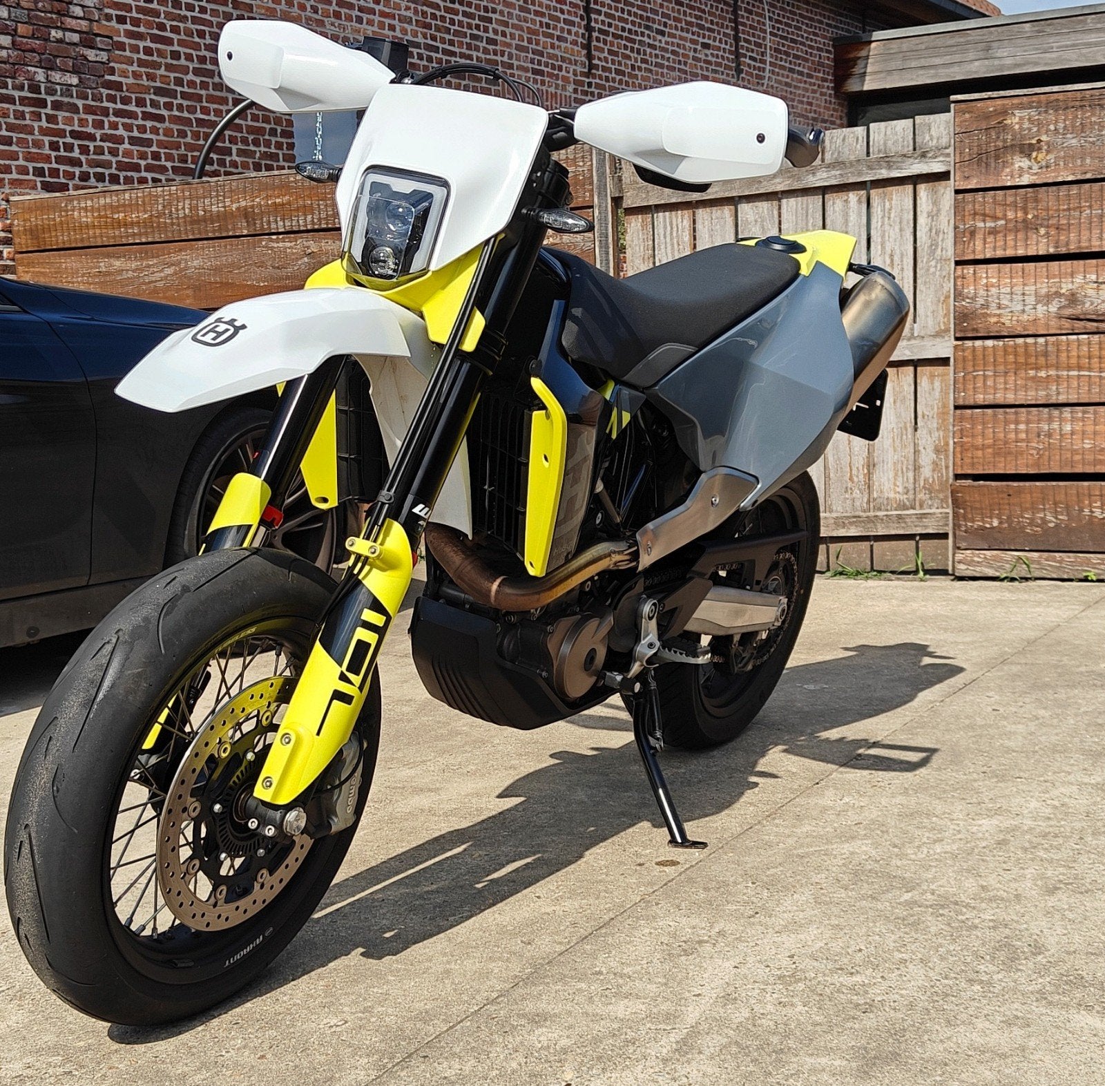 husqvarna 701 Nieuwstaat., Motoren, Particulier