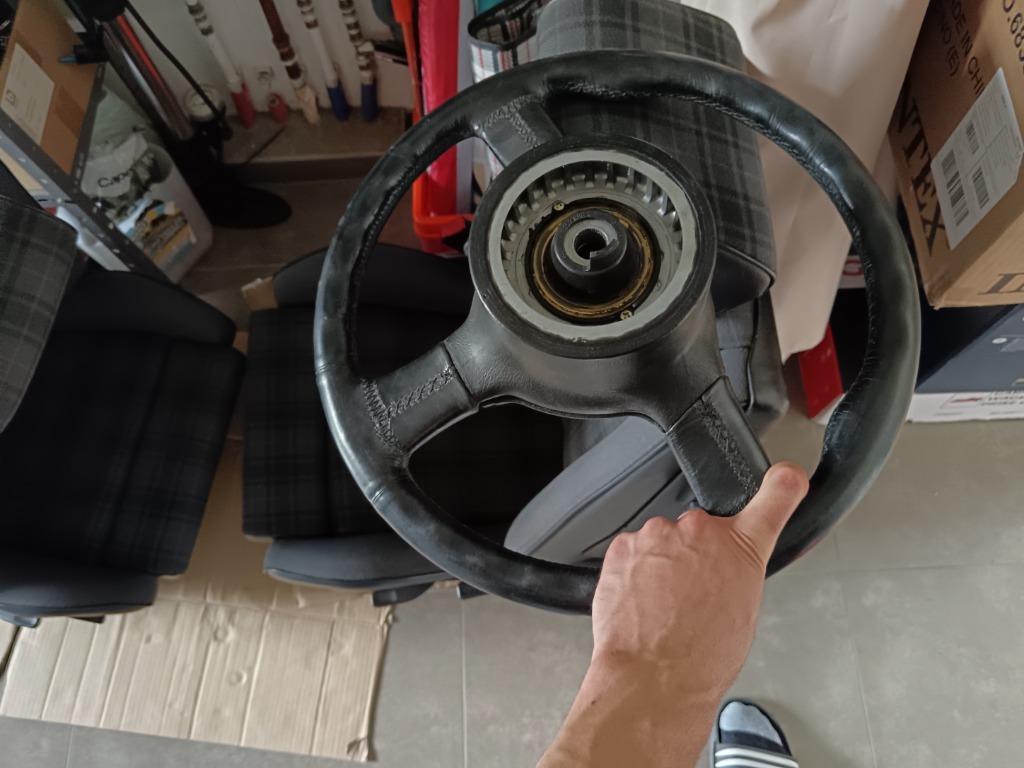 Volant M-tech 2 BMW E30 E34 E23, Autos : Pièces & Accessoires, Enlèvement ou Envoi, Utilisé, BMW
