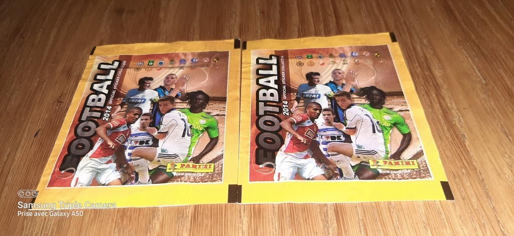 PANINI 2 POCHETTES FOOTBALL 2014, Collections, Envoi, Comme neuf