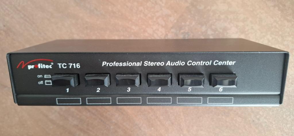 Stereo Audio Switch Control Center, Enlèvement ou Envoi