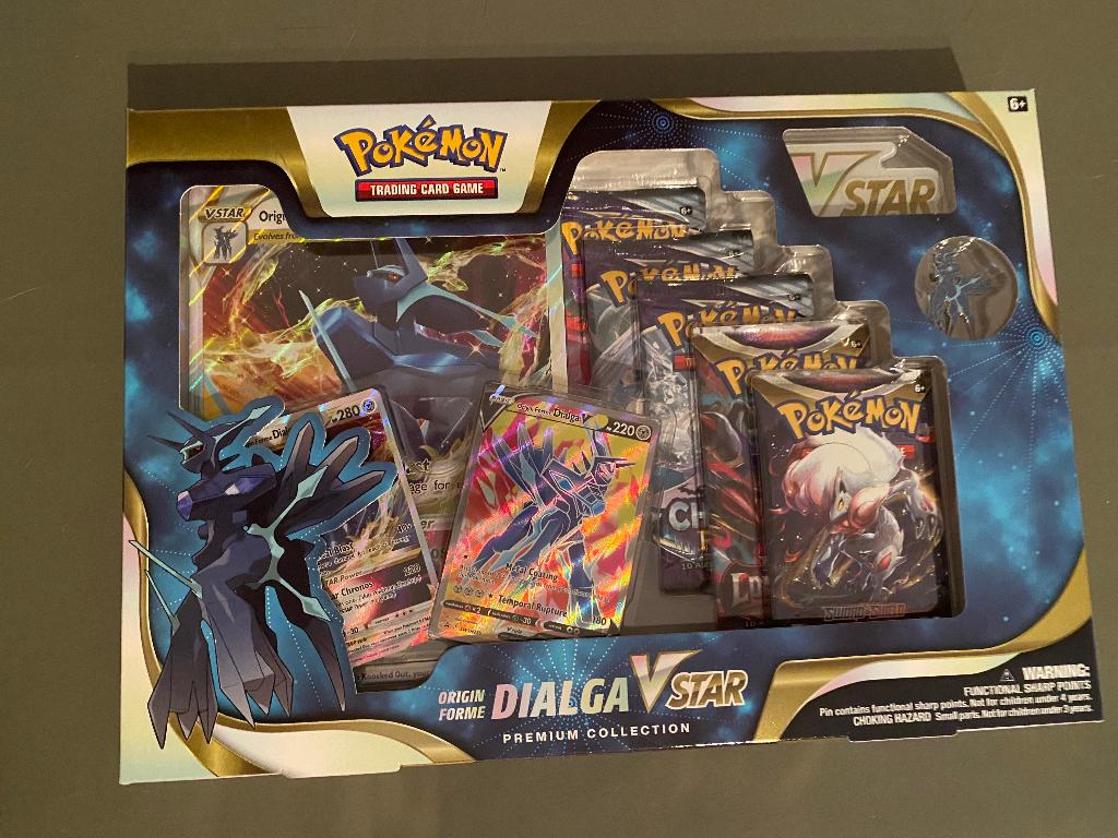 Dialga vstar premium box, Enlèvement, Neuf, Plusieurs cartes, Foil