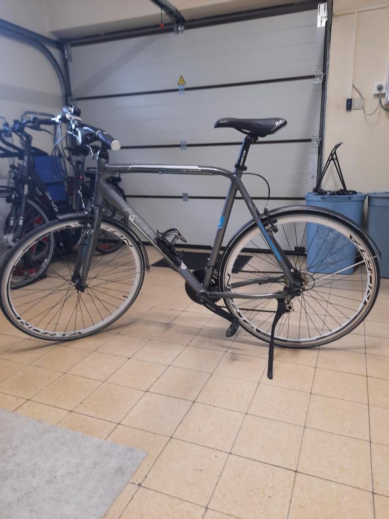 excellent vélo de sport, Vélos & Vélomoteurs, Vélos | Hommes | Vélos de sport & Vélo de randonnée, 28 pouces, Enlèvement