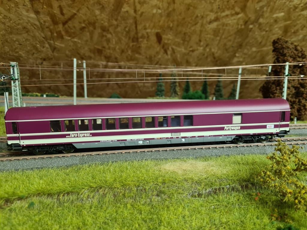 Voiture Märklin 43948 Fussbalfan en octobre, Hobby & Loisirs créatifs, Trains miniatures | HO, Comme neuf, Märklin, Enlèvement ou Envoi