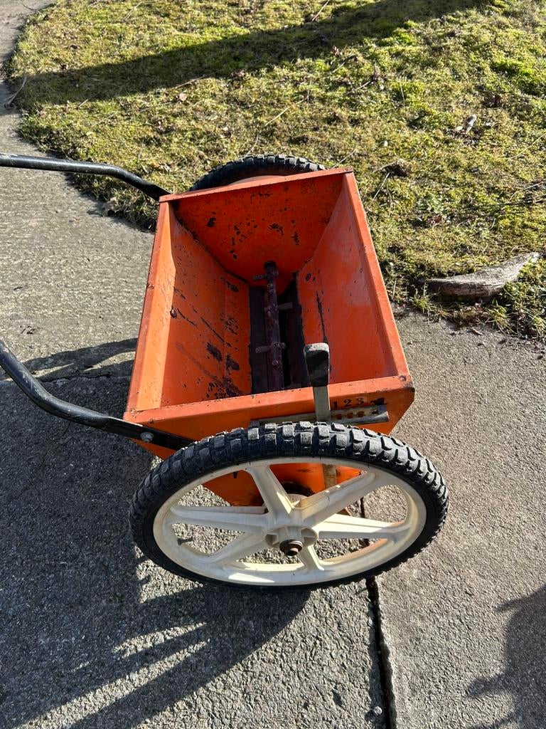 Strooikar, Tuin en Terras, Ophalen, Gebruikt