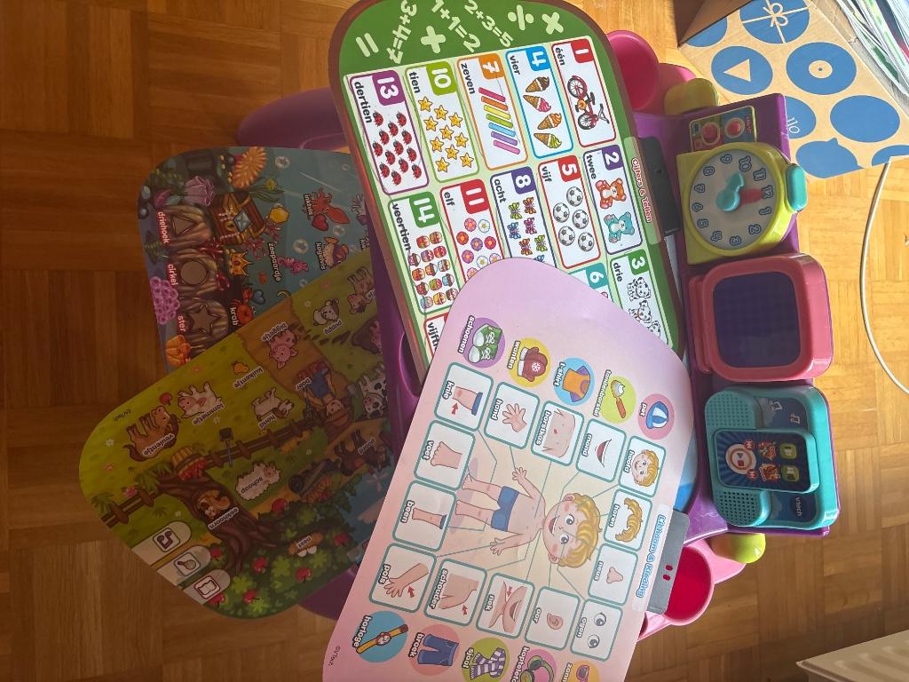 Vtech activiteiten tafel, Kinderen en Baby's, Ophalen, Gebruikt