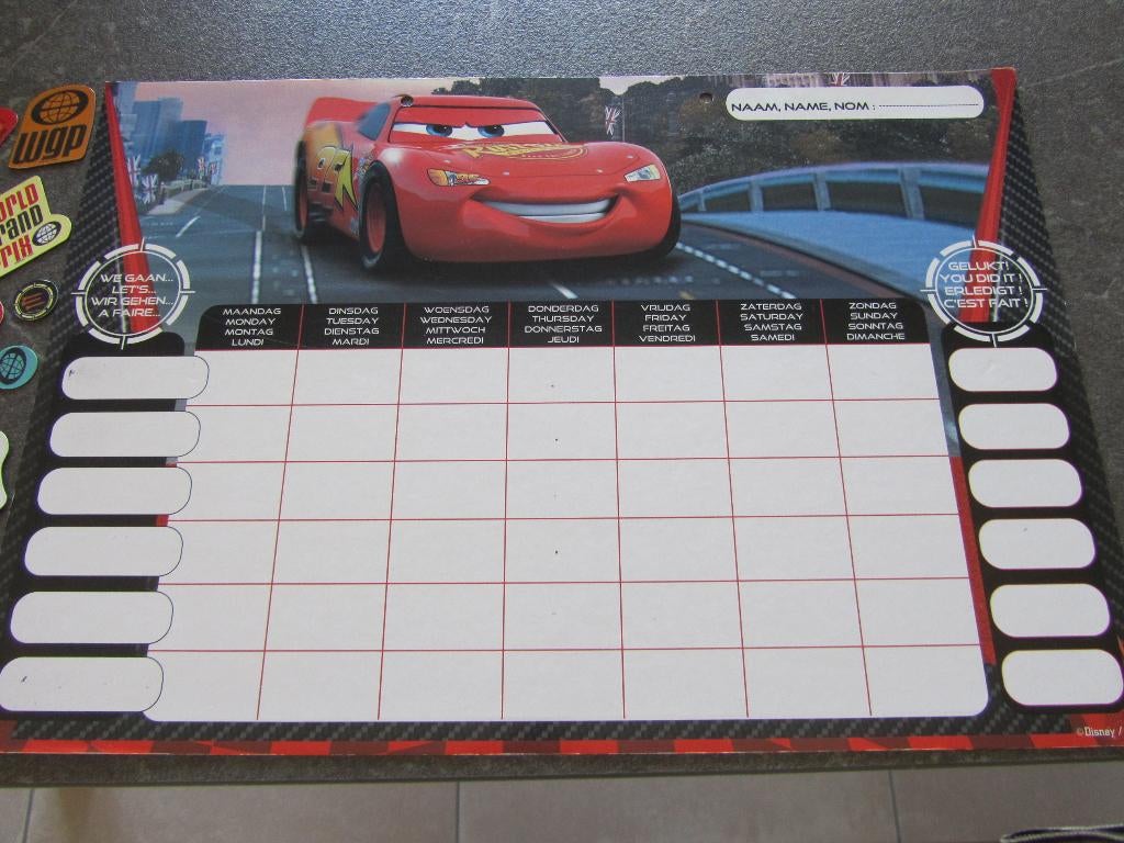 Cars beloningsbord magneet met magneet figuurtjes, Ophalen of Verzenden, Gebruikt, Jongen of Meisje