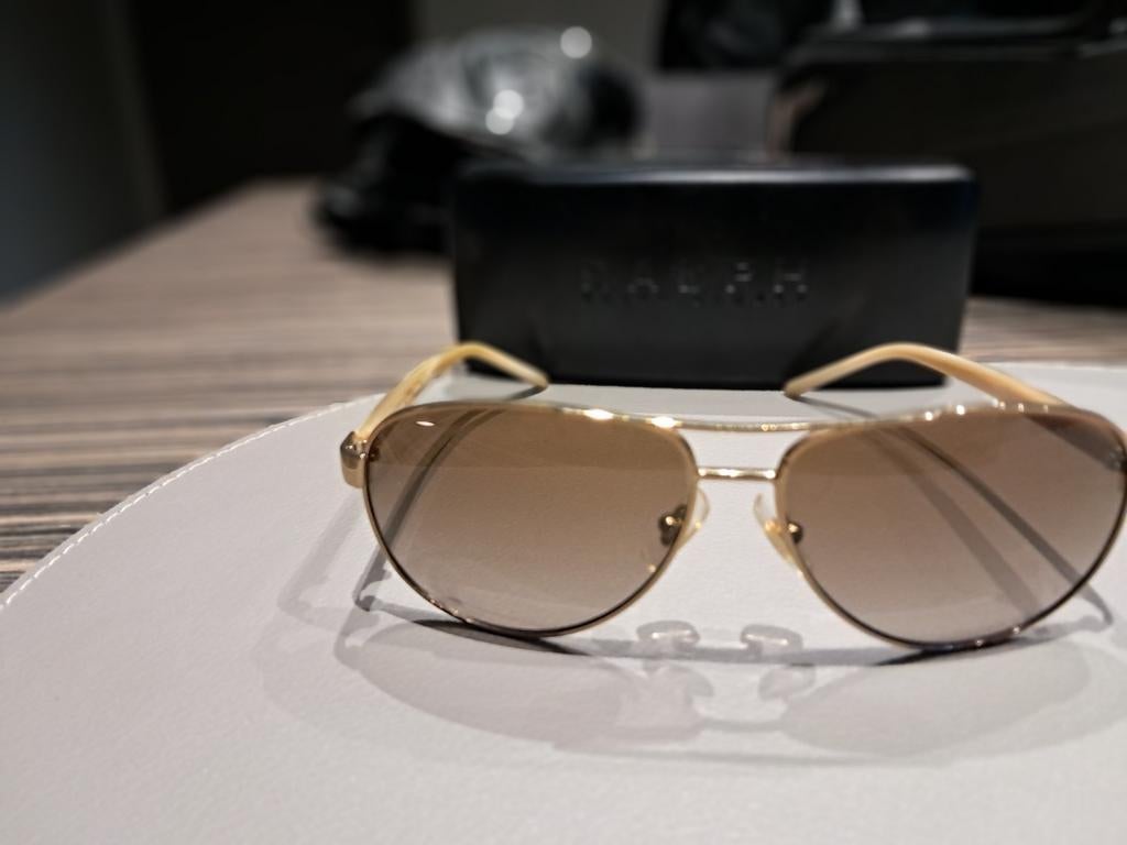 Lunette solaire de marque, Enlèvement ou Envoi, Comme neuf
