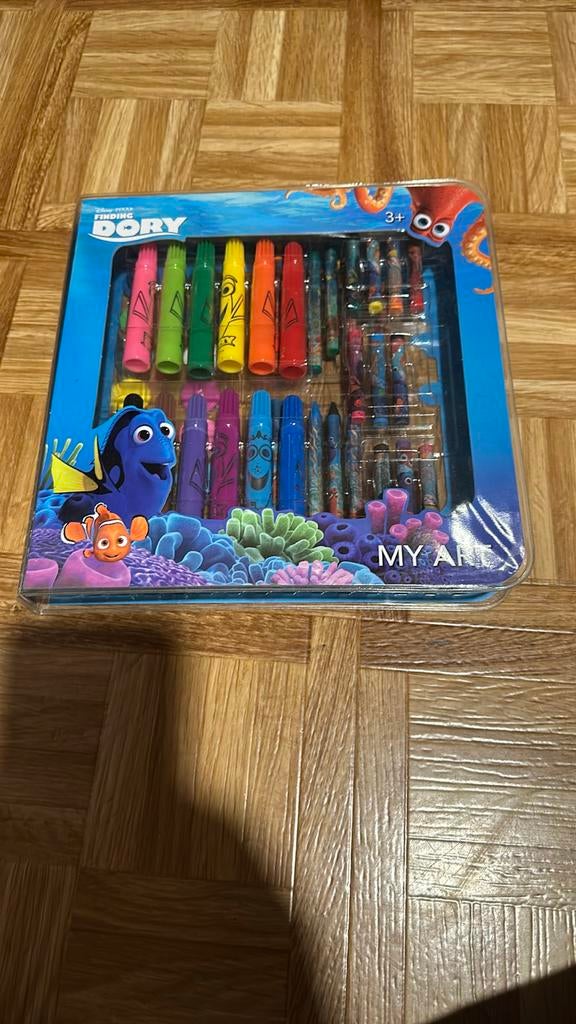 Stiften, Verf & Wasco's Van Disney Pixar Finding Dory!, Hobby & Loisirs créatifs, Bricolage, Comme neuf, Outillage ou Accessoires