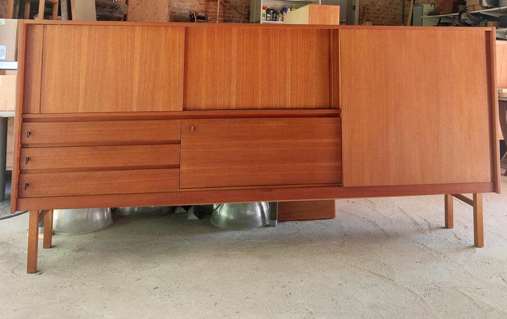 Vintage dressoir, Enlèvement