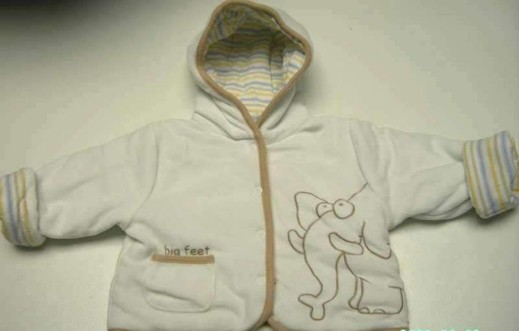 Warm fleece winterjasje met kap - C&A - maat 68, Kinderen en Baby's, Babykleding | Maat 68, C&A, Ophalen of Verzenden, Zo goed als nieuw