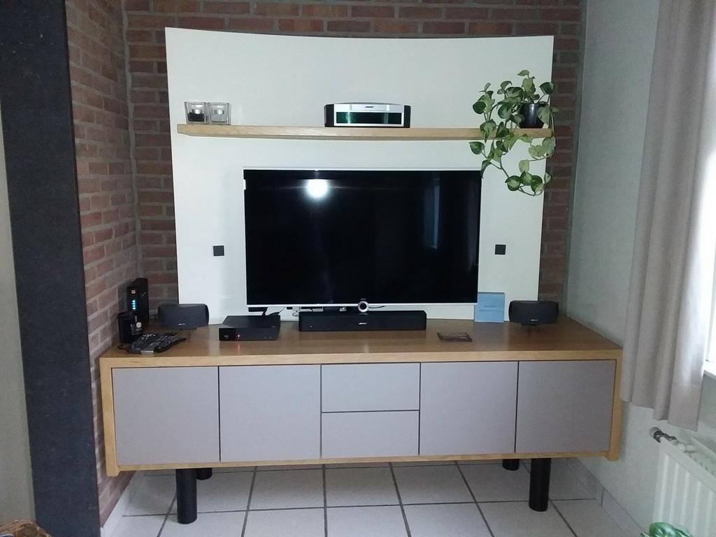 Loewe TV met klang bar van Bose, Enlèvement, Comme neuf